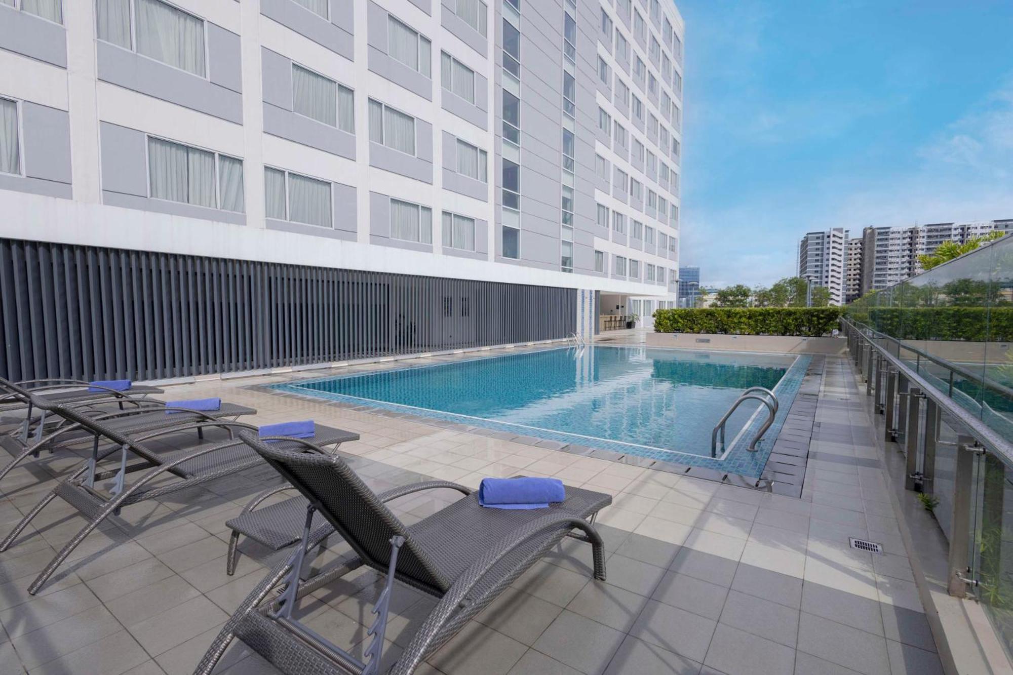 Park Inn By Radisson Iloilo 外观 照片