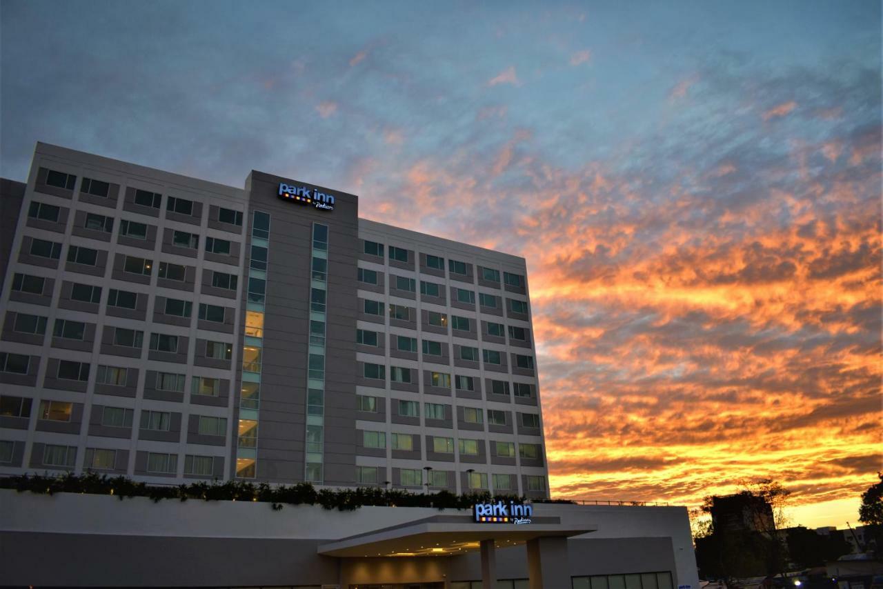 Park Inn By Radisson Iloilo 外观 照片